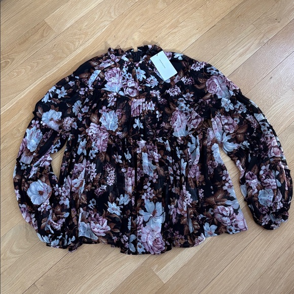 Sheer Ruffled Blouse - Picture 6 of 11